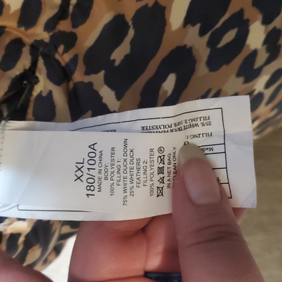 Kate Spade Leopard-Print Button-Front Central Puffer XXL NWOT - Picture 10 of 10